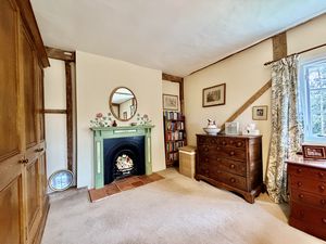 Photo 9- click for photo gallery